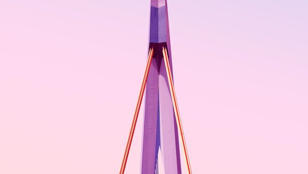 Moderne Brücke vor rosa Himmel